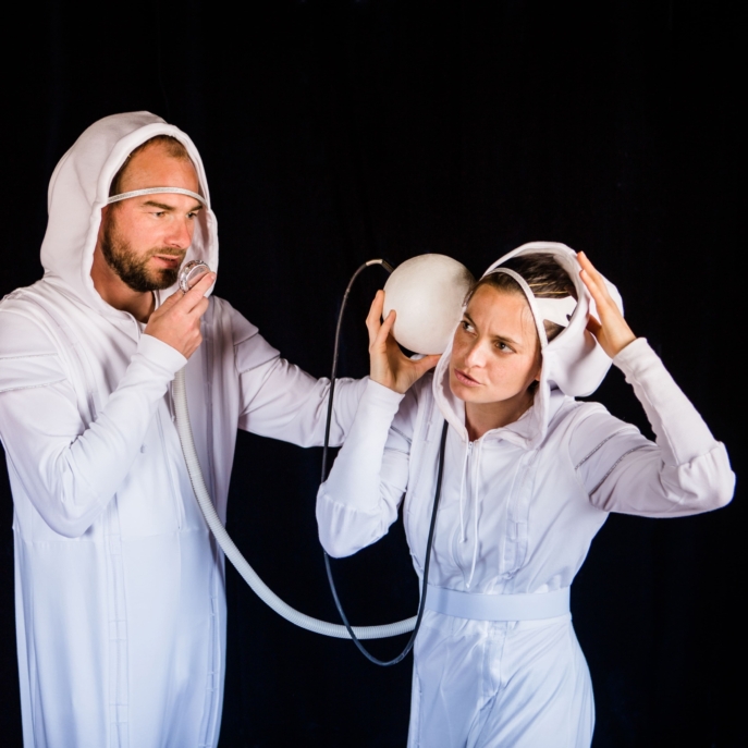 Allo Cosmos Claire Huteau1 Allo Cosmos Claire Huteau1